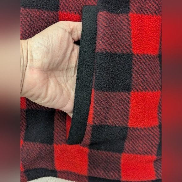 Chaps Sport size 2X vest in red/black buffalo check like new - Picture 6 of 10